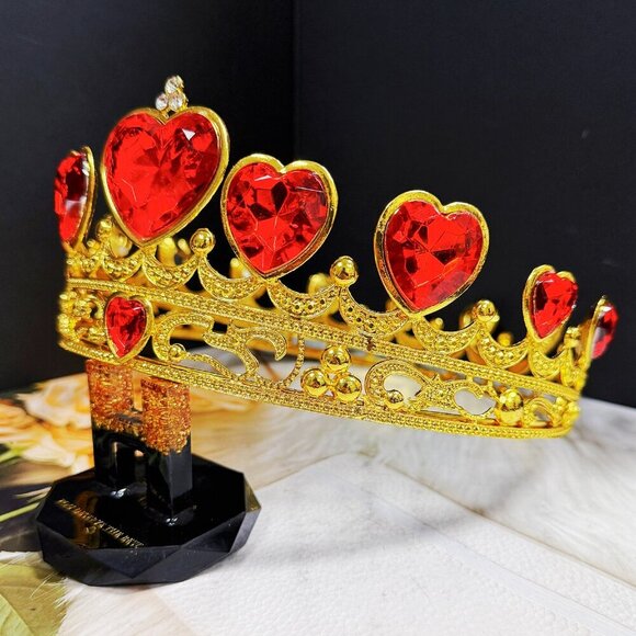 Love Crown, Queen of Heart Crown, Red Heart Crown, Gold Crown, Valentine Crown